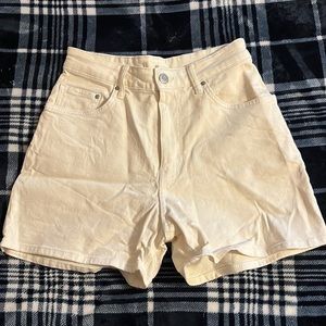 HM off white high waisted shorts size 4